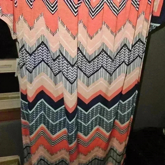 Three Pink Hearts - Picture 3 of 14